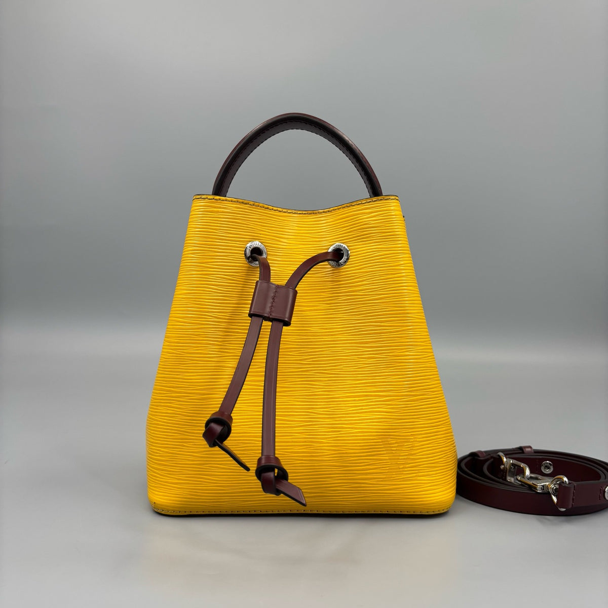 Louis Vuitton - Noe BB - Leather - Yellow - (mini)