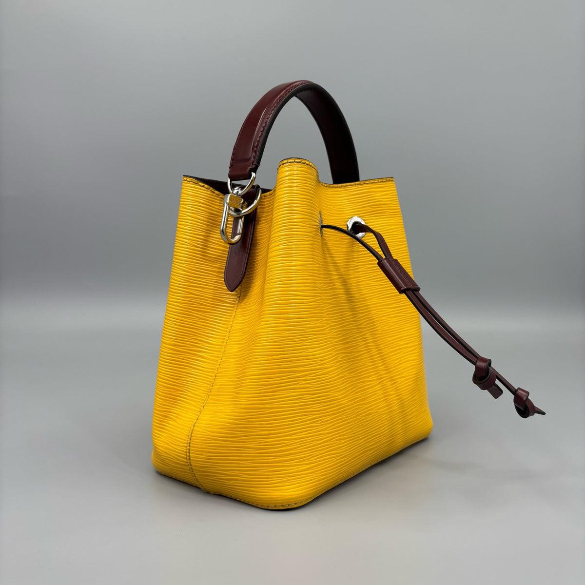 Louis Vuitton - Noe BB - Leather - Yellow - (mini)