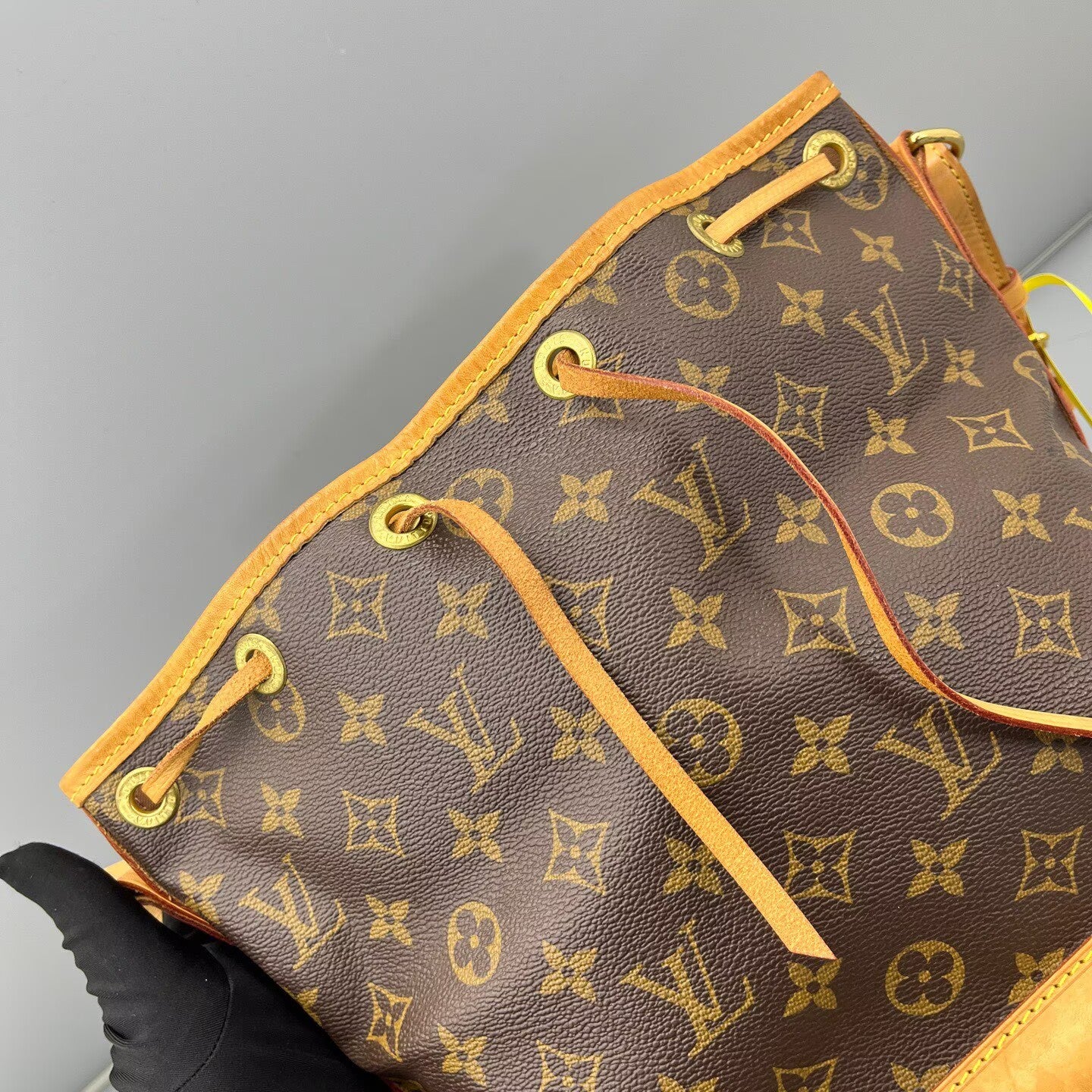 Louis Vuitton - Noé BB - Monogram coated canvas with natural Vachetta leather trim - Brown - (mini)