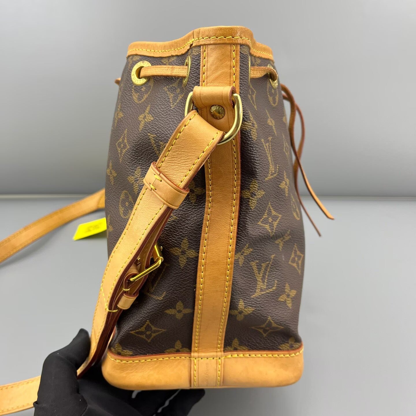 Louis Vuitton - Noé BB - Monogram coated canvas with natural Vachetta leather trim - Brown - (mini)