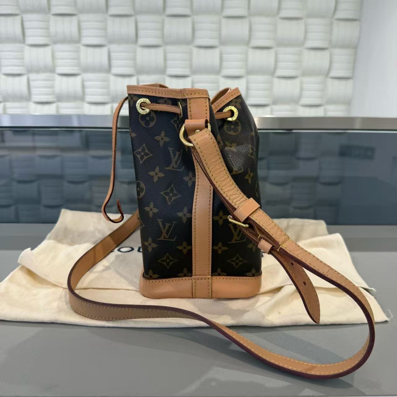 Louis Vuitton - Noe BB - Monogram coated canvas with vachetta leather trim - Brown - (small)