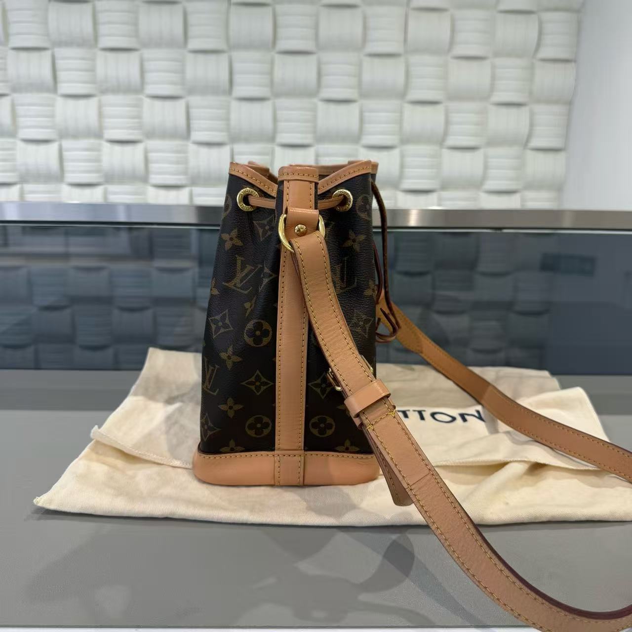 Louis Vuitton - Noe BB - Monogram coated canvas with vachetta leather trim - Brown - (small)