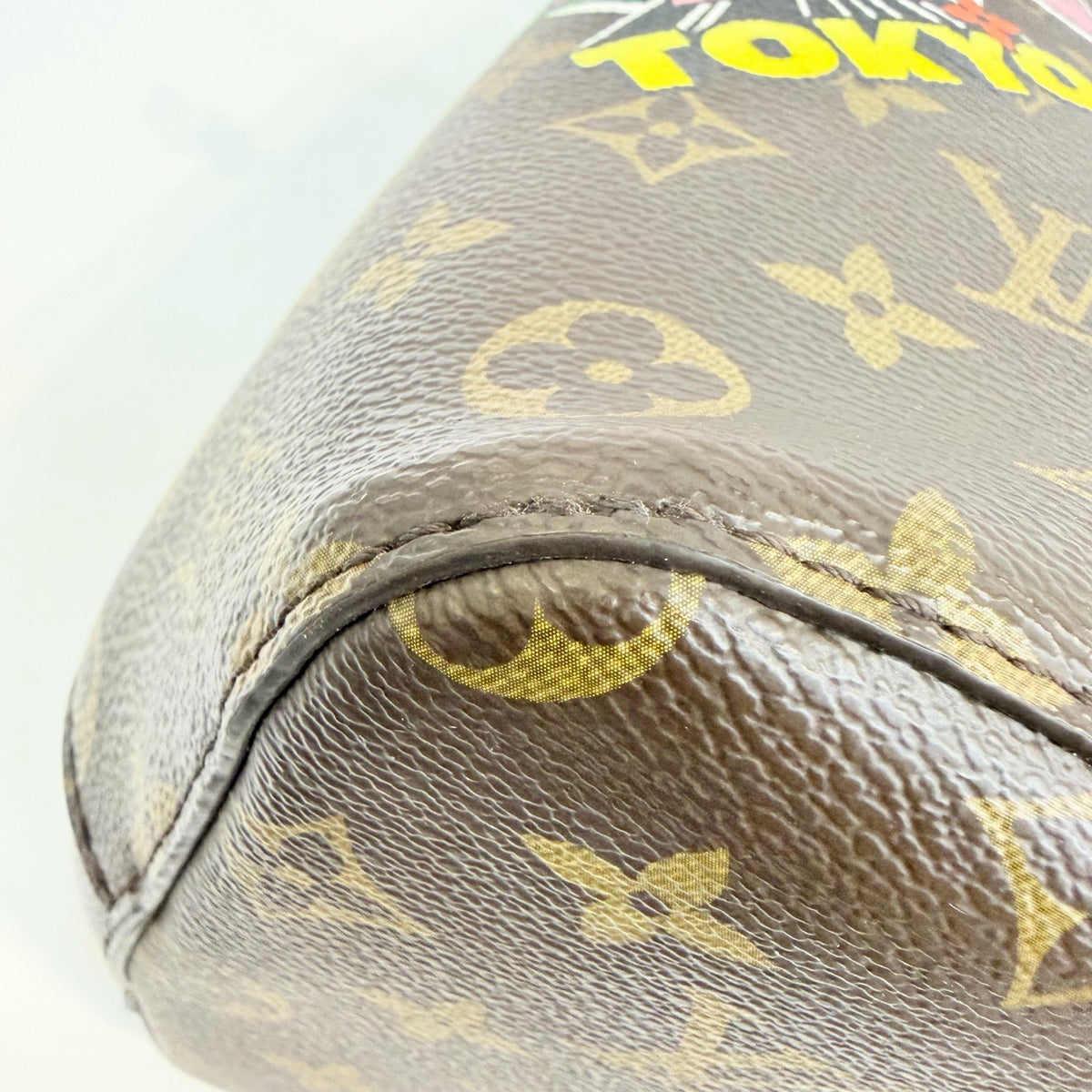 Louis Vuitton - Noe Bucket Bag with Stickers - Synthetic - Brown - (medium)