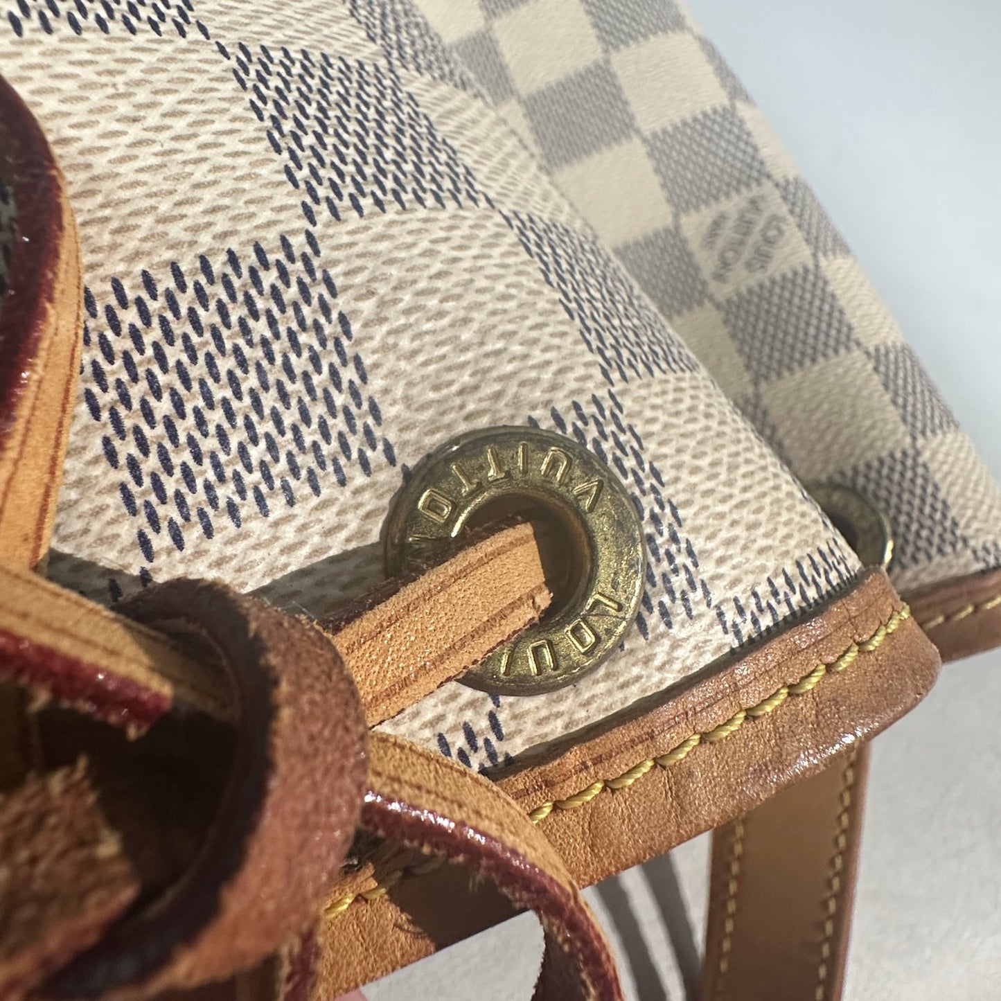 Louis Vuitton - Noé GM - Leather - White - (large)