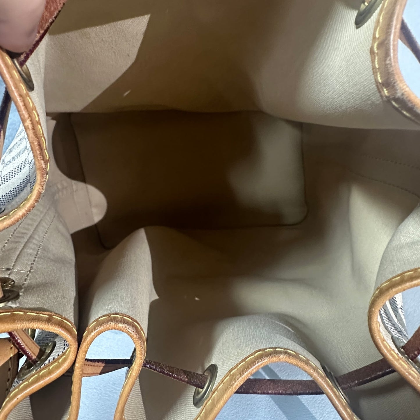 Louis Vuitton - Noé GM - Leather - White - (large)