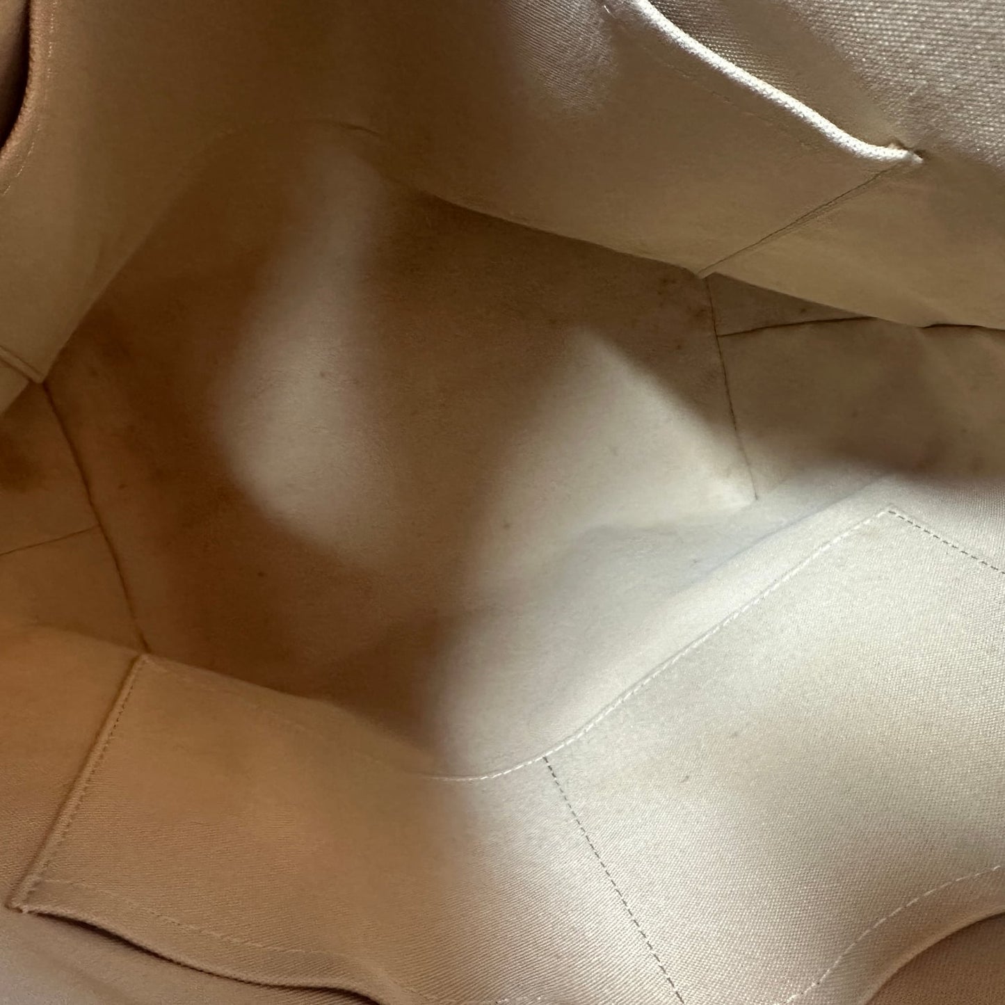 Louis Vuitton - Noé GM - Leather - White - (large)