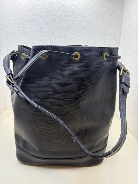 Louis Vuitton - Noe - Leather - Black - (medium)