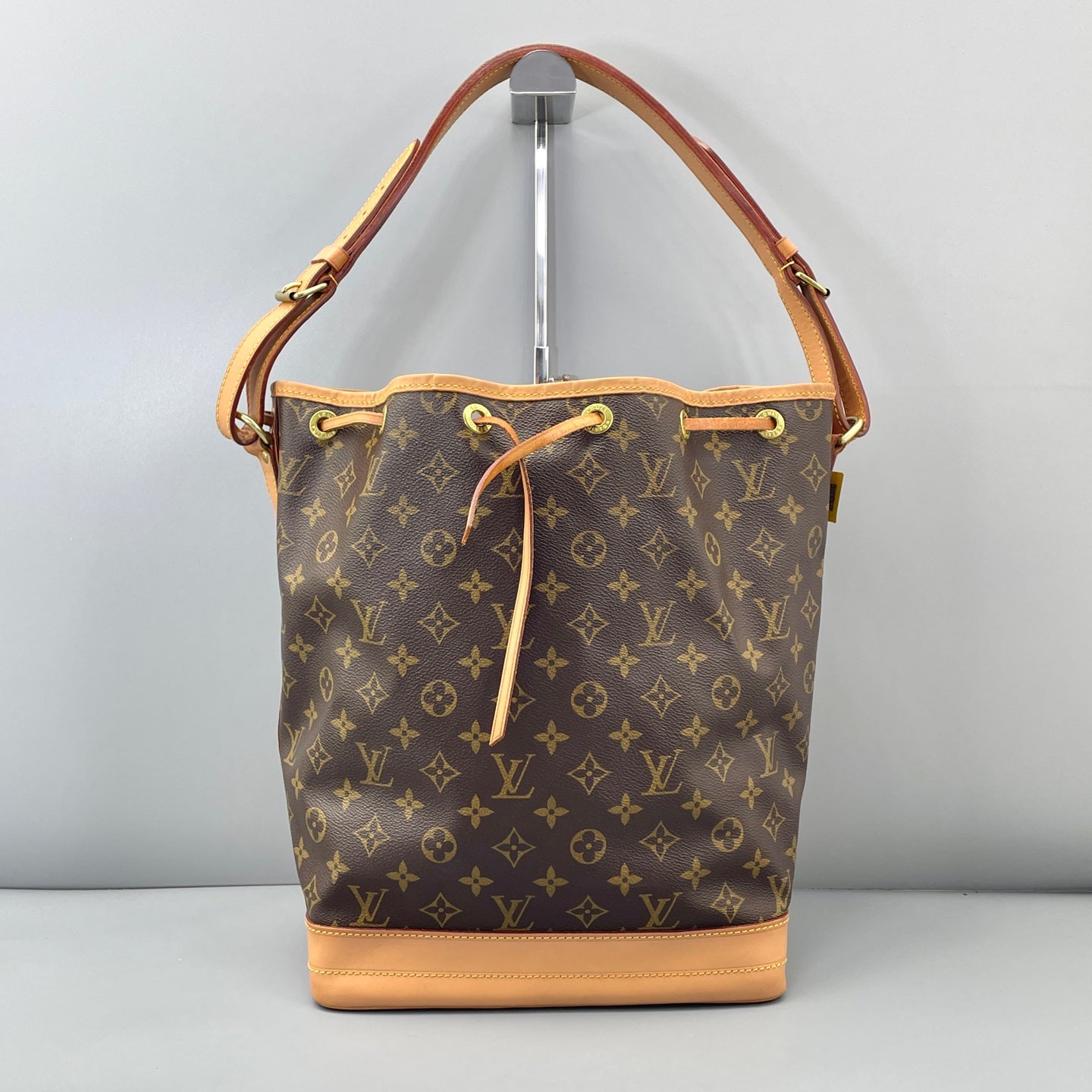 Louis Vuitton - Noe - Leather - Brown - (large)