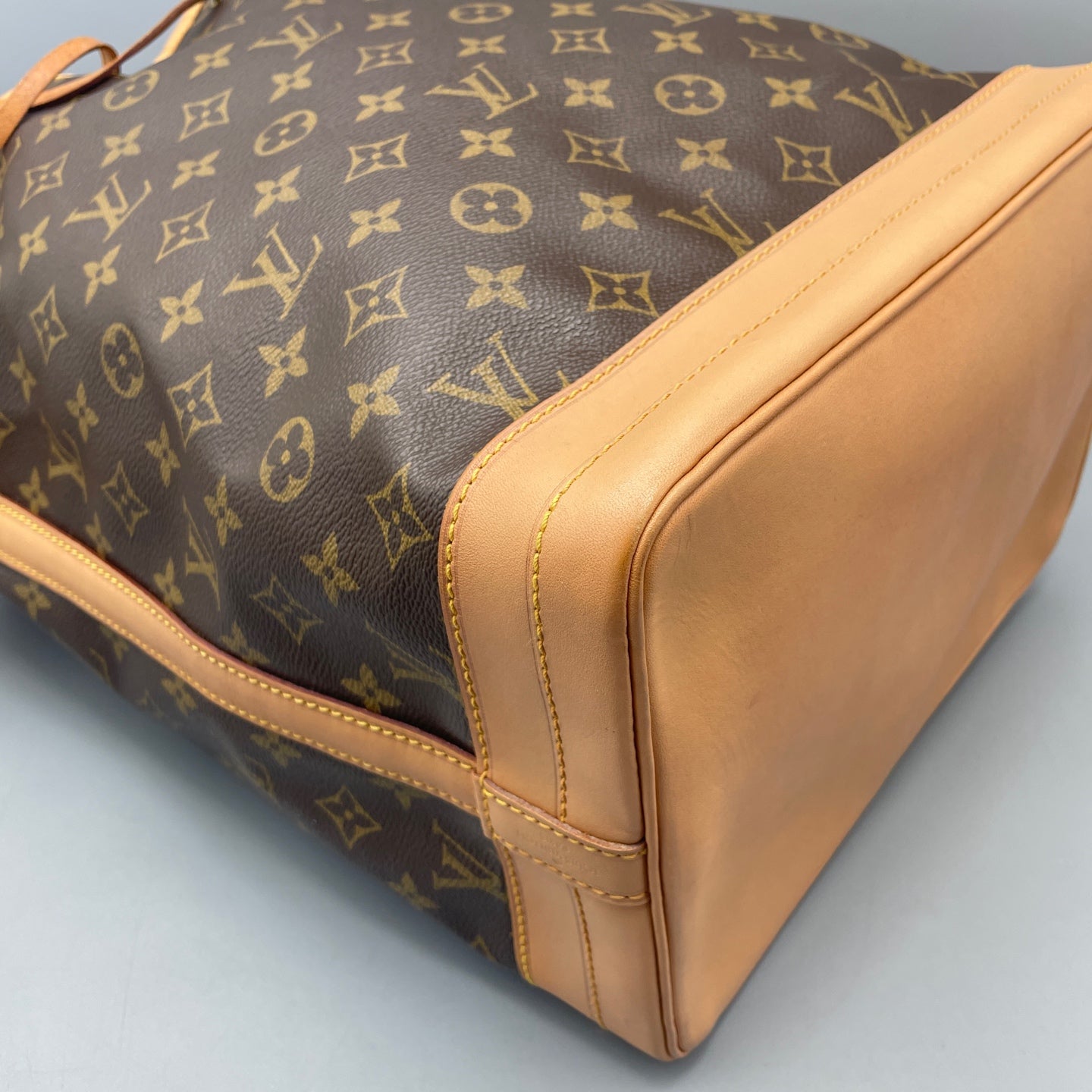 Louis Vuitton - Noe - Leather - Brown - (large)