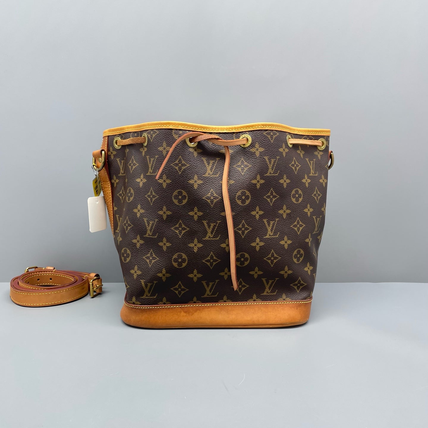 Louis Vuitton - Noé - Leather - Brown - (medium)