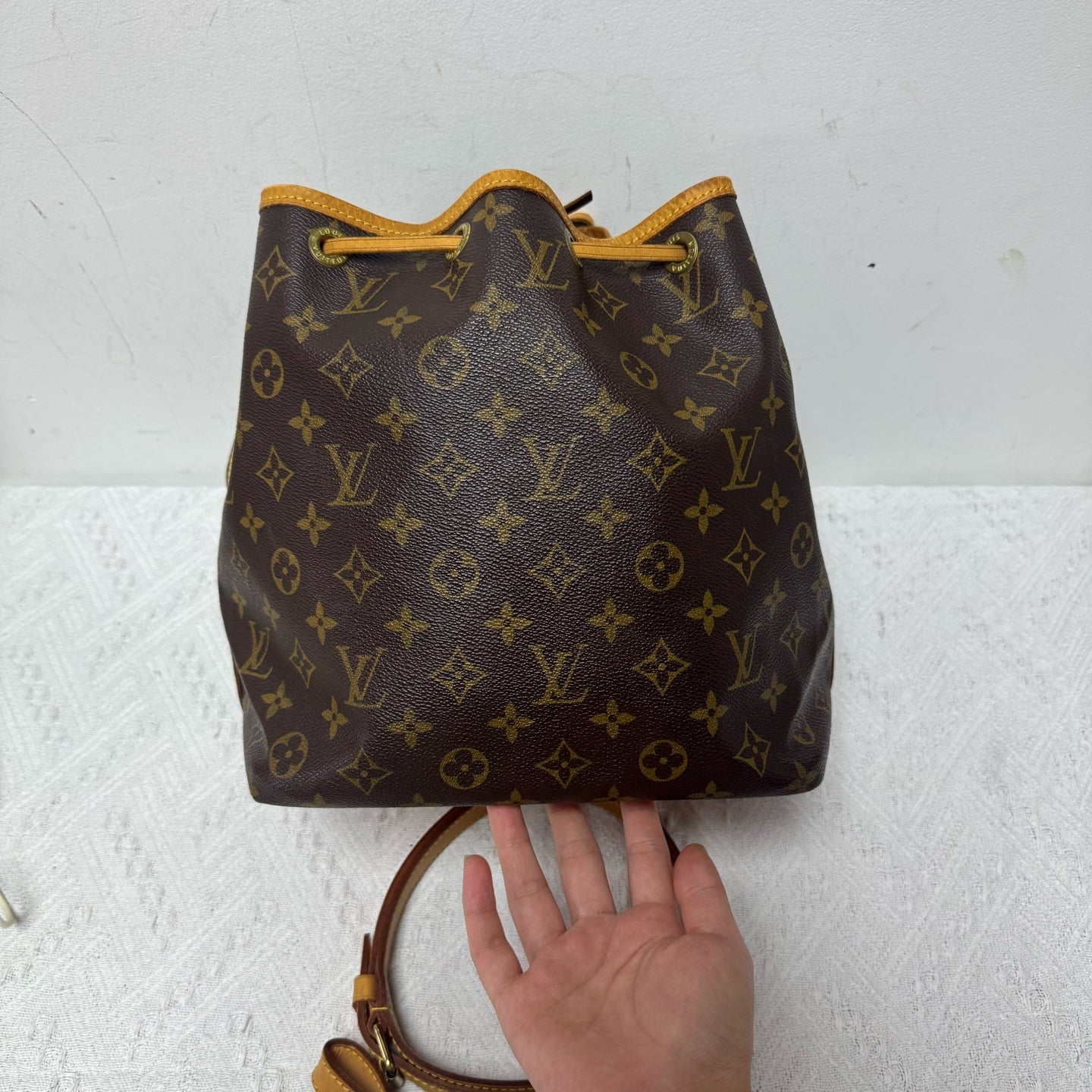 Louis Vuitton - Noe - Leather - Brown - (medium)
