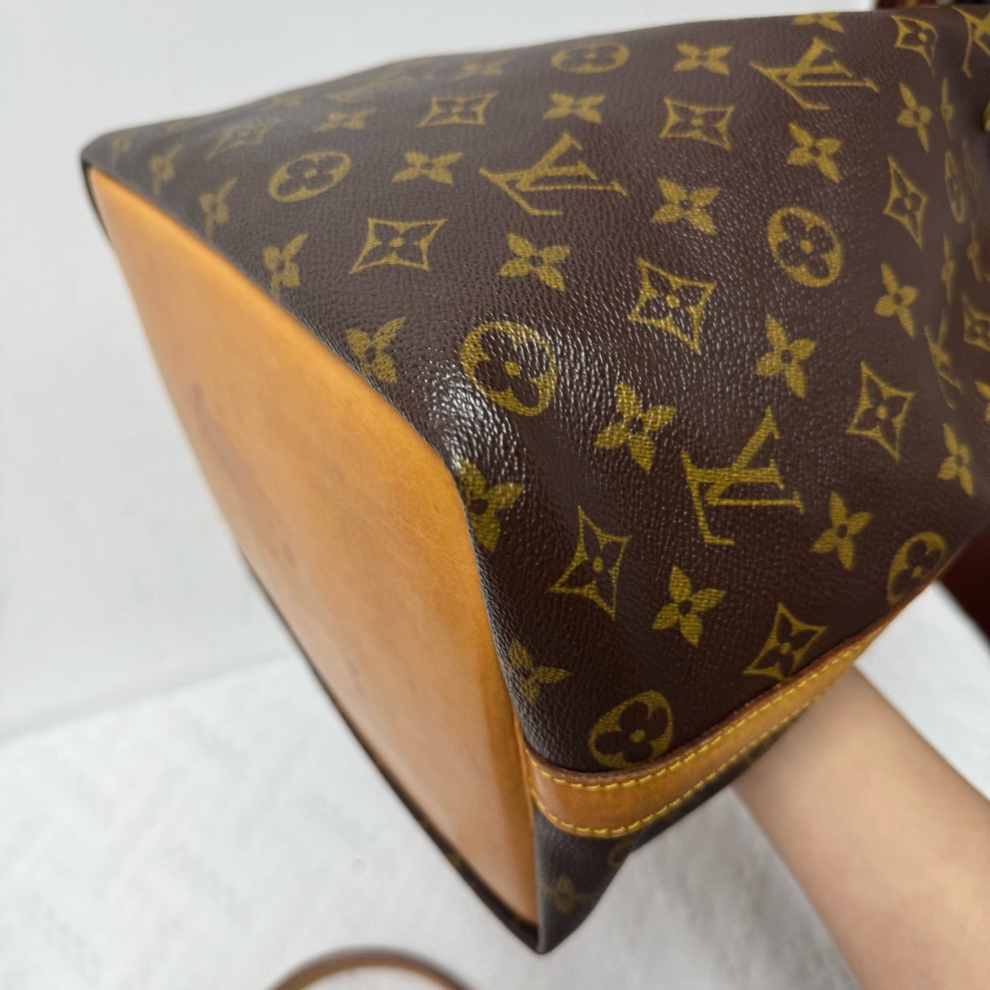 Louis Vuitton - Noe - Leather - Brown - (medium)