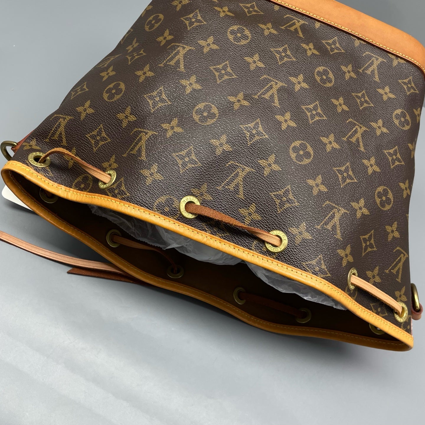 Louis Vuitton - Noé - Leather - Brown - (medium)
