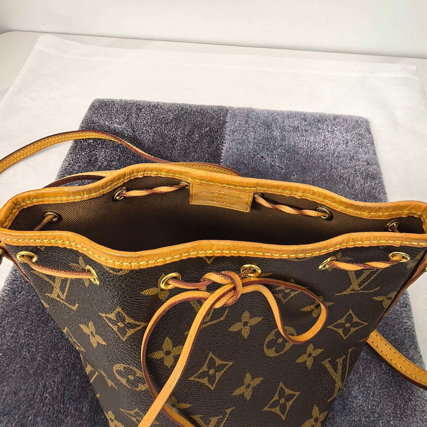 Louis Vuitton - Noe - Leather - Brown - (mini)