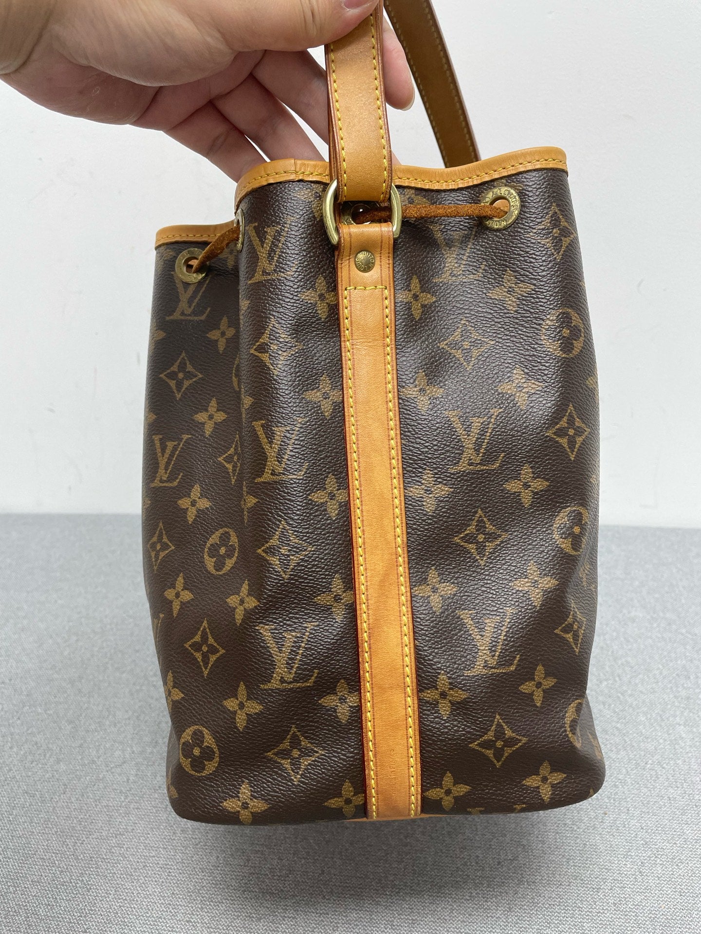 Louis Vuitton - Noé - Leather - Brown - (Small)