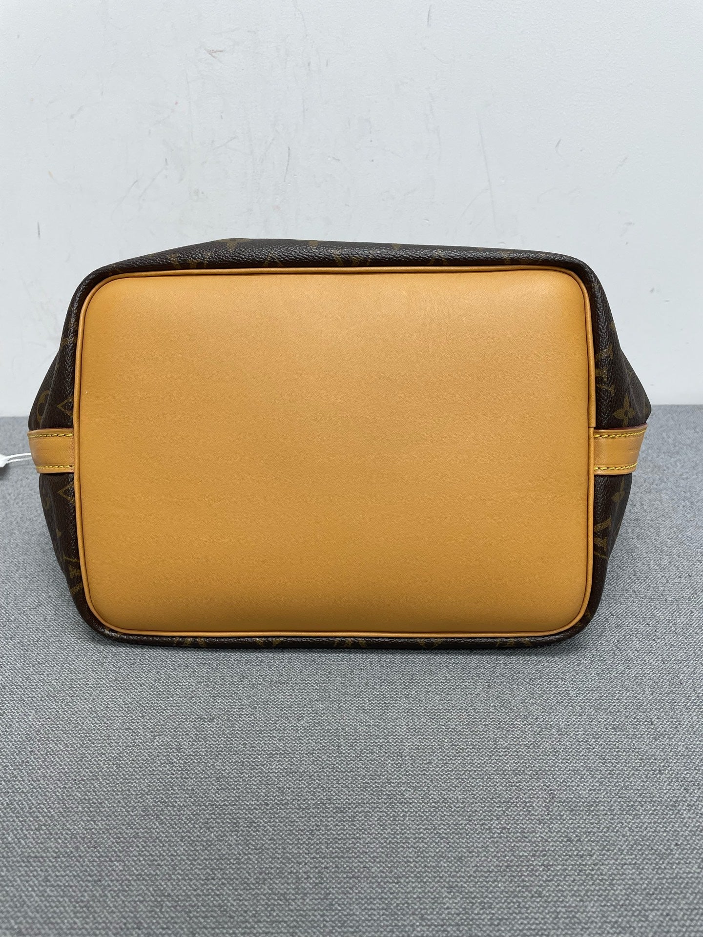 Louis Vuitton - Noé - Leather - Brown - (Small)