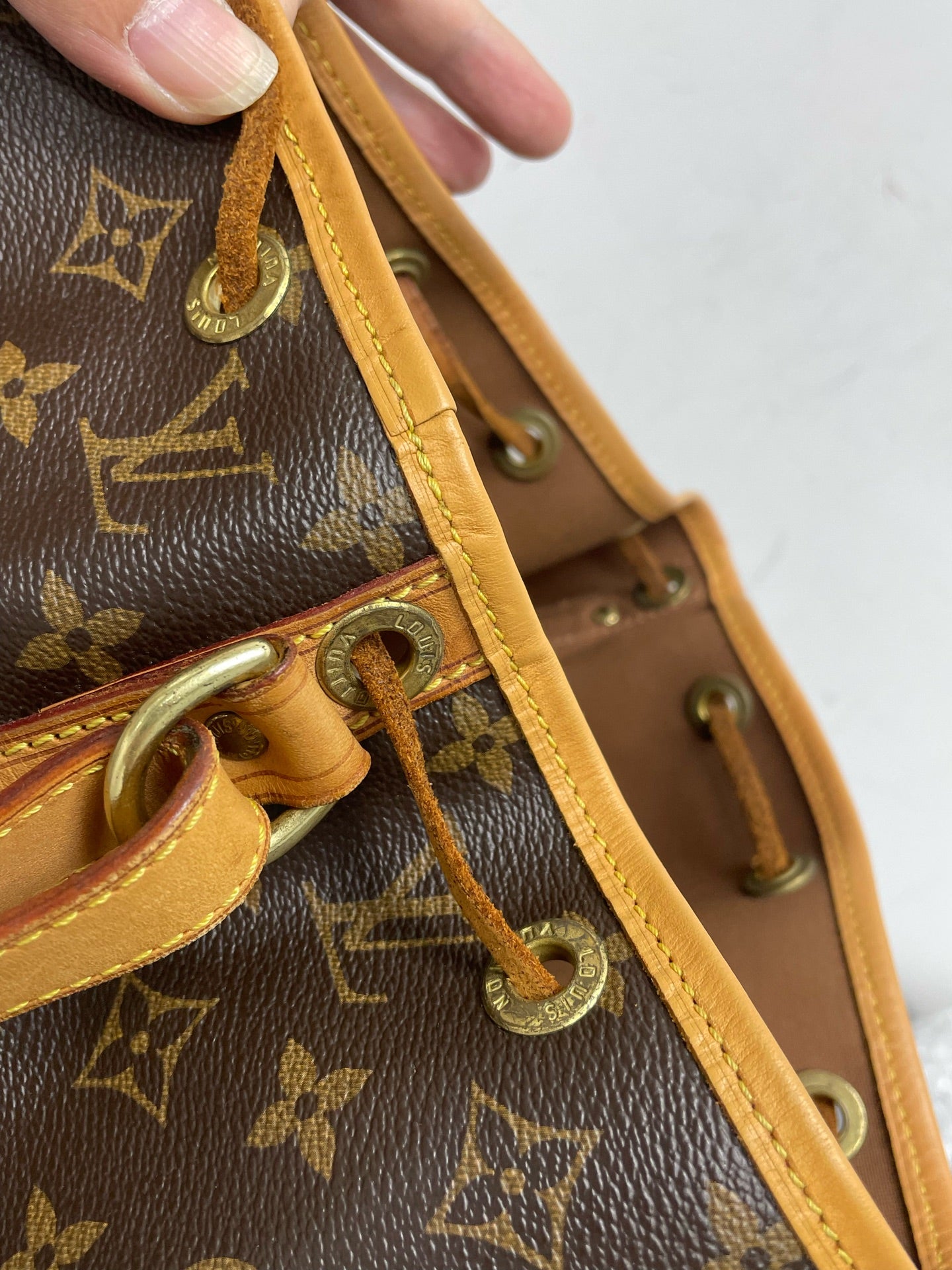 Louis Vuitton - Noé - Leather - Brown - (Small)