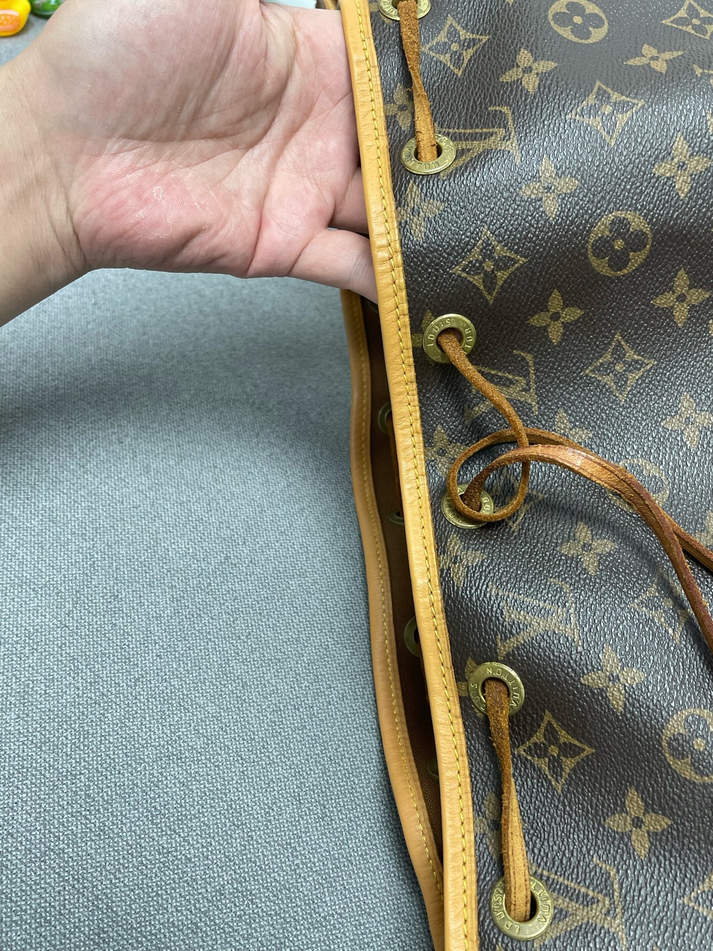 Louis Vuitton - Noé - Leather - Brown - (Small)