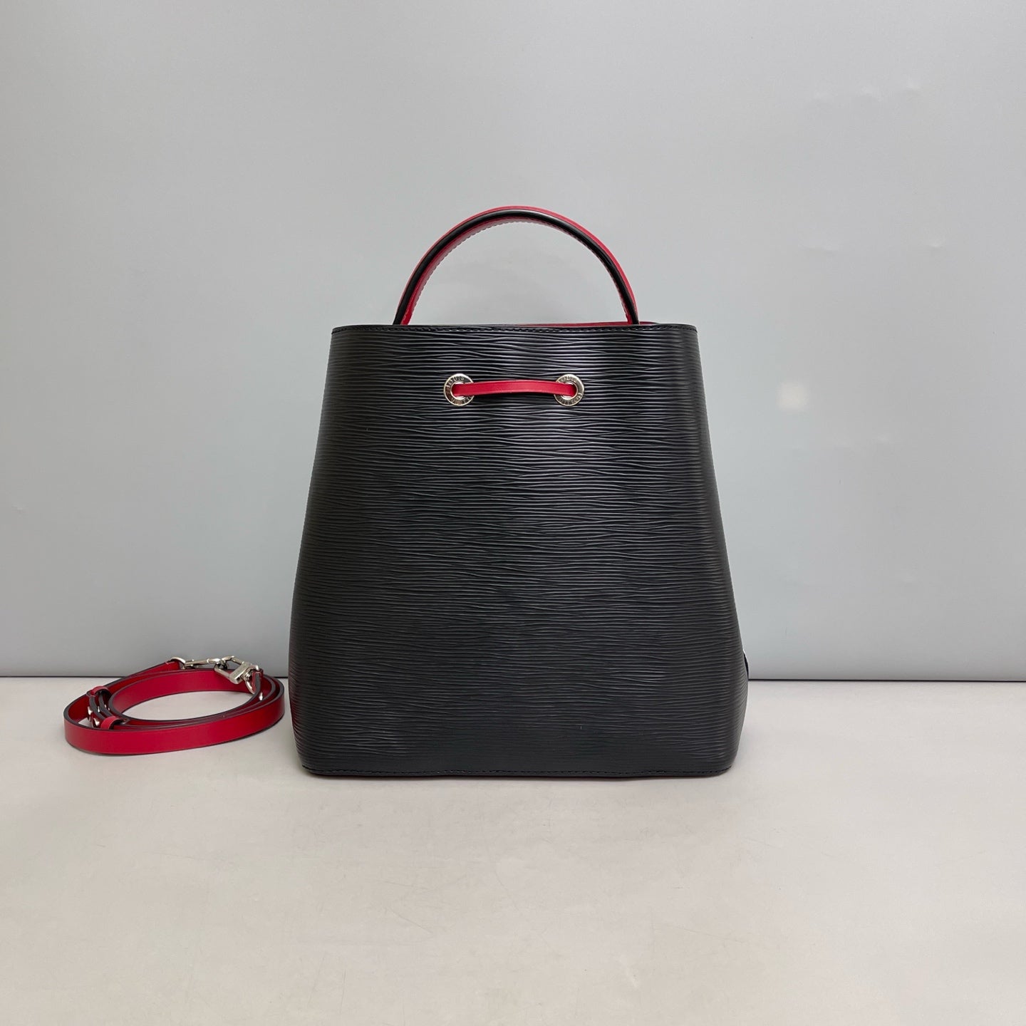 Louis Vuitton - Noe - Leather - Multicolour - (medium)