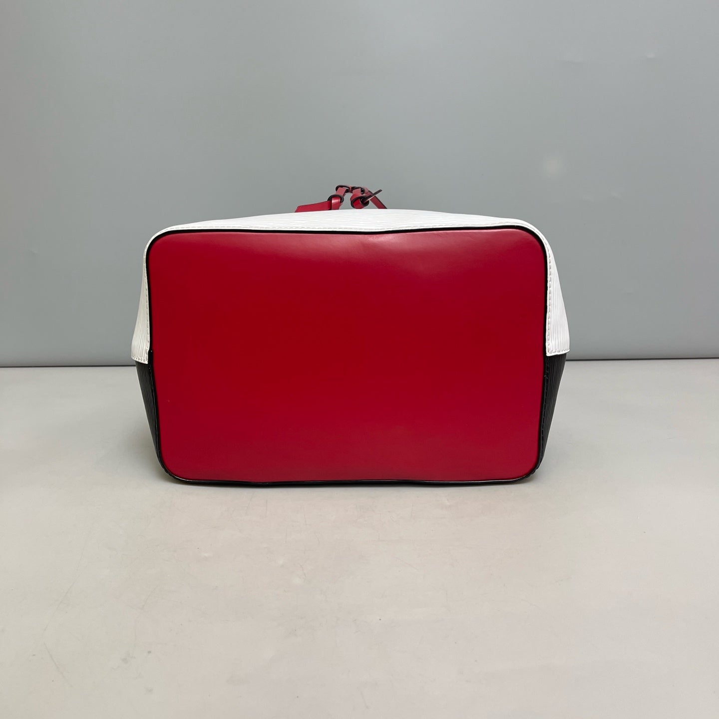 Louis Vuitton - Noe - Leather - Multicolour - (medium)