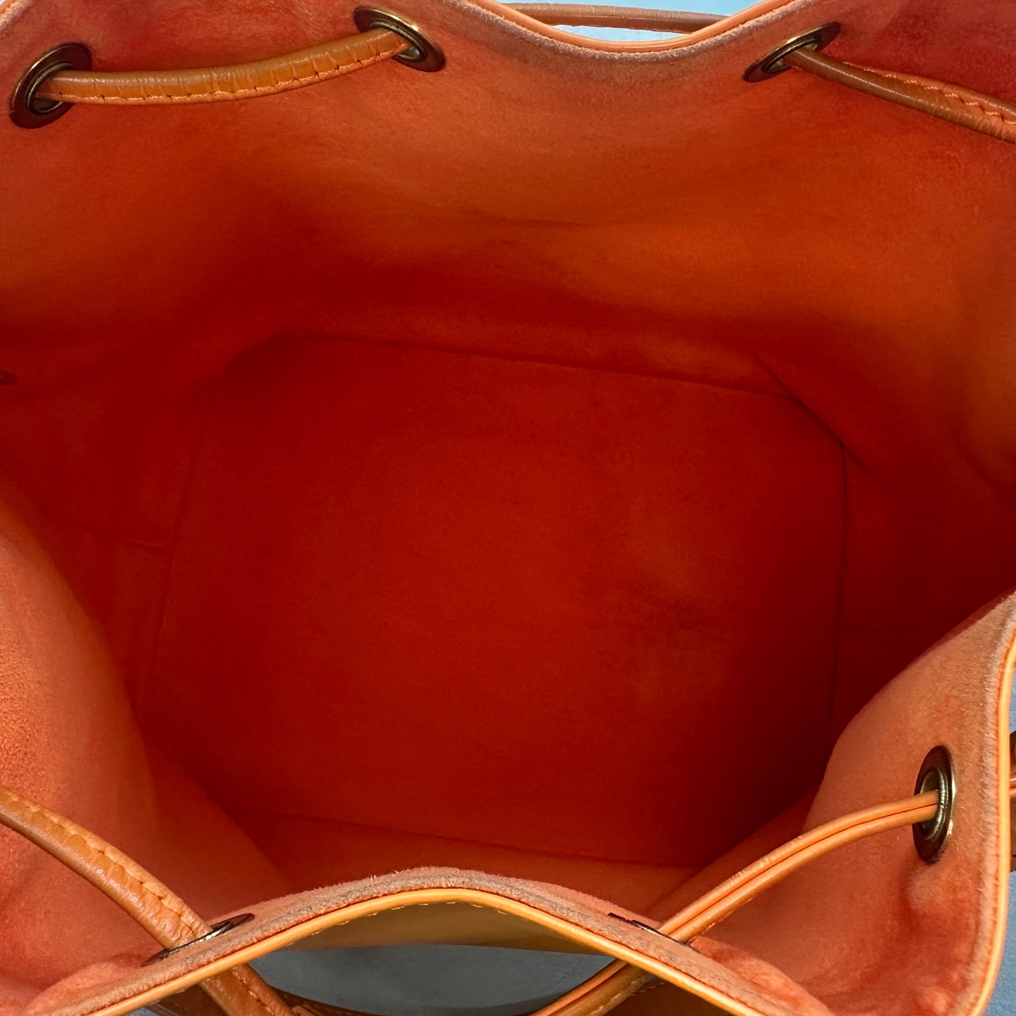 Louis Vuitton - Noe - Leather - Orange - (medium)