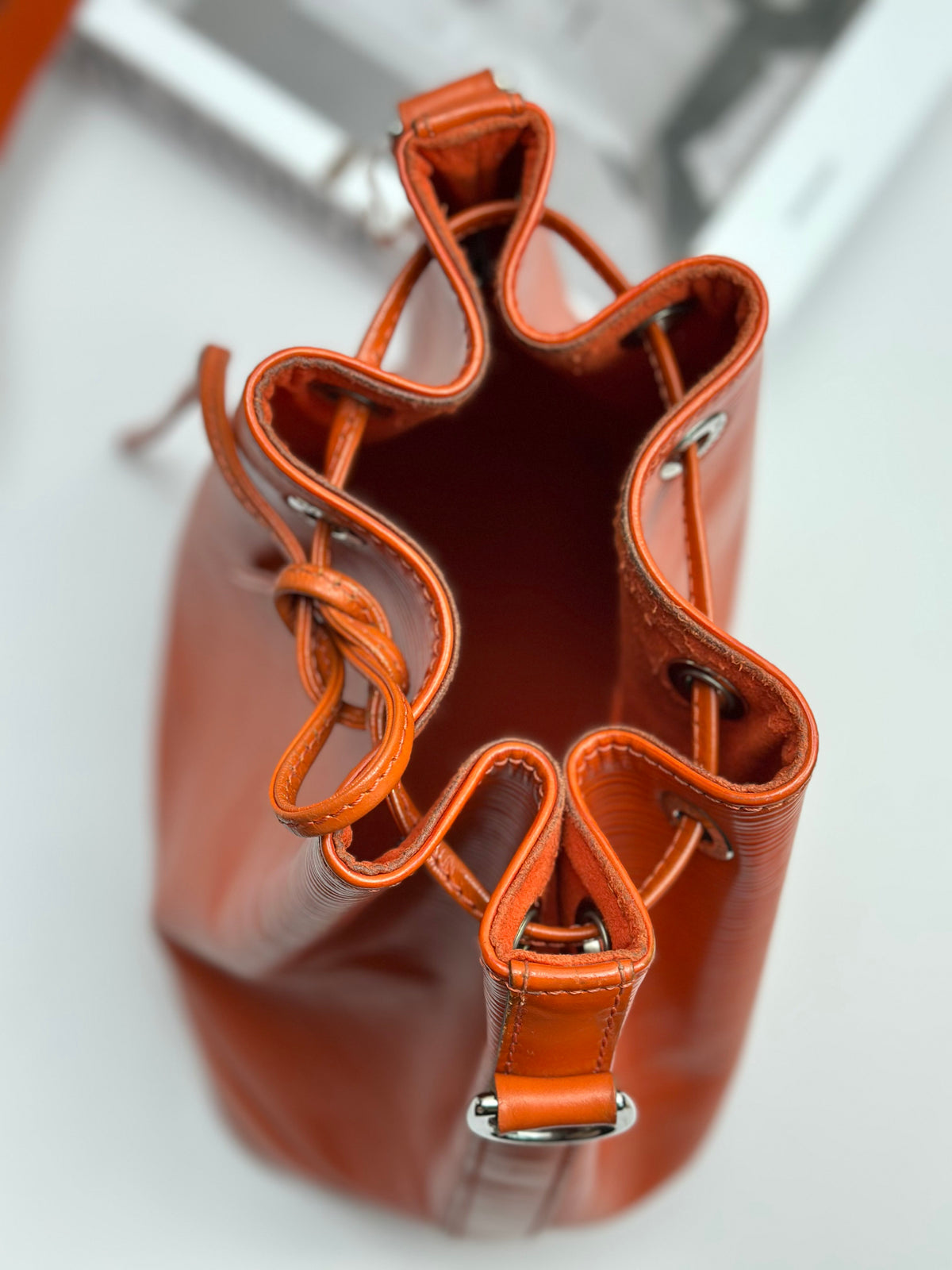 Louis Vuitton - Noe - Leather - Orange - (Small)
