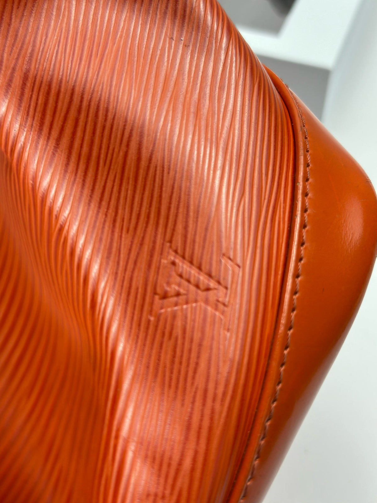Louis Vuitton - Noe - Leather - Orange - (Small)