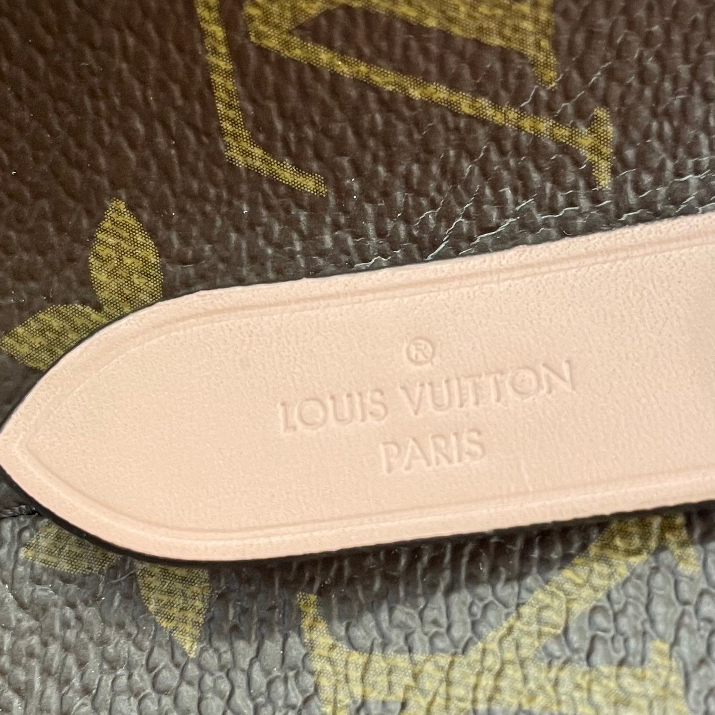 Louis Vuitton - Noe - Leather - Pink - (small)