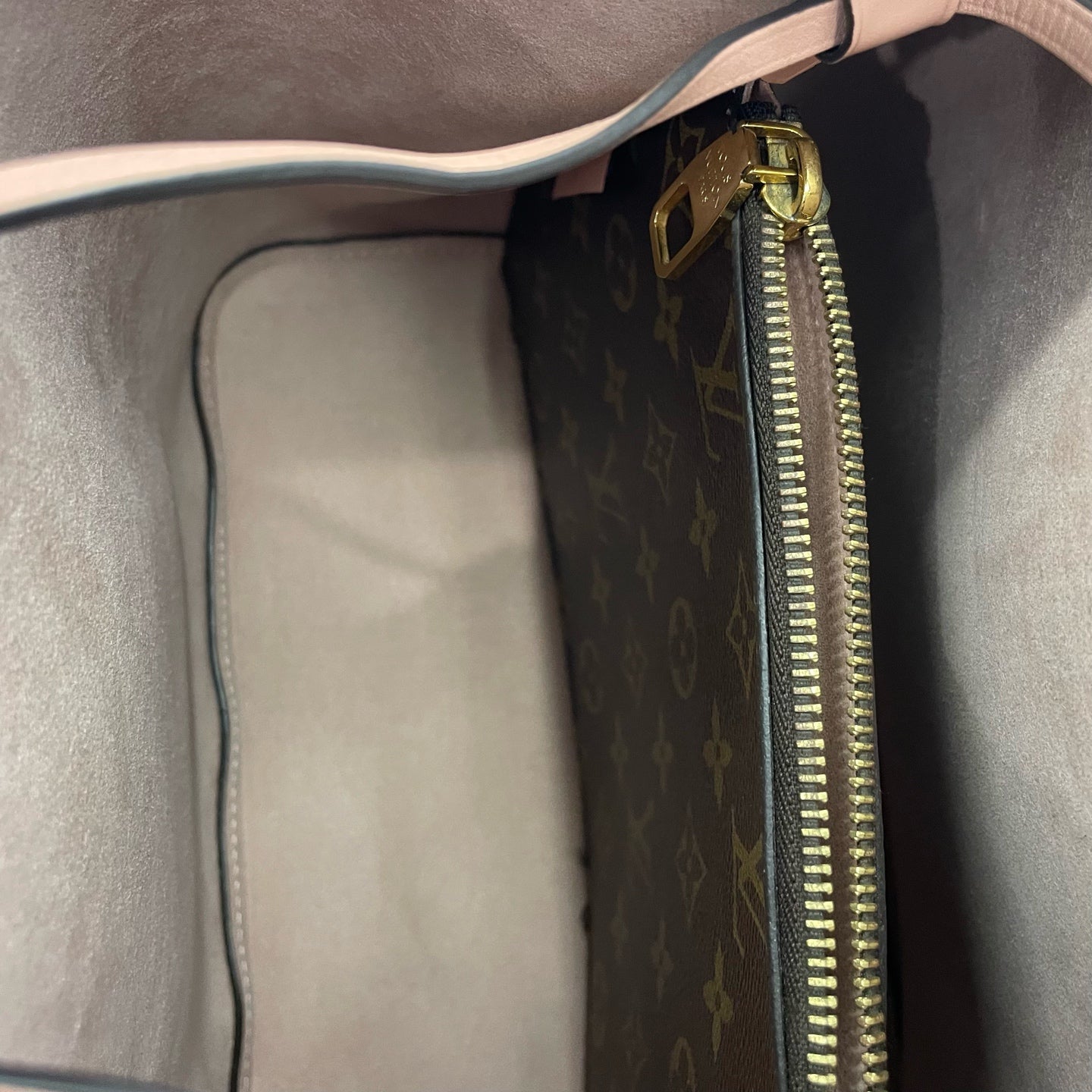 Louis Vuitton - Noe - Leather - Pink - (small)