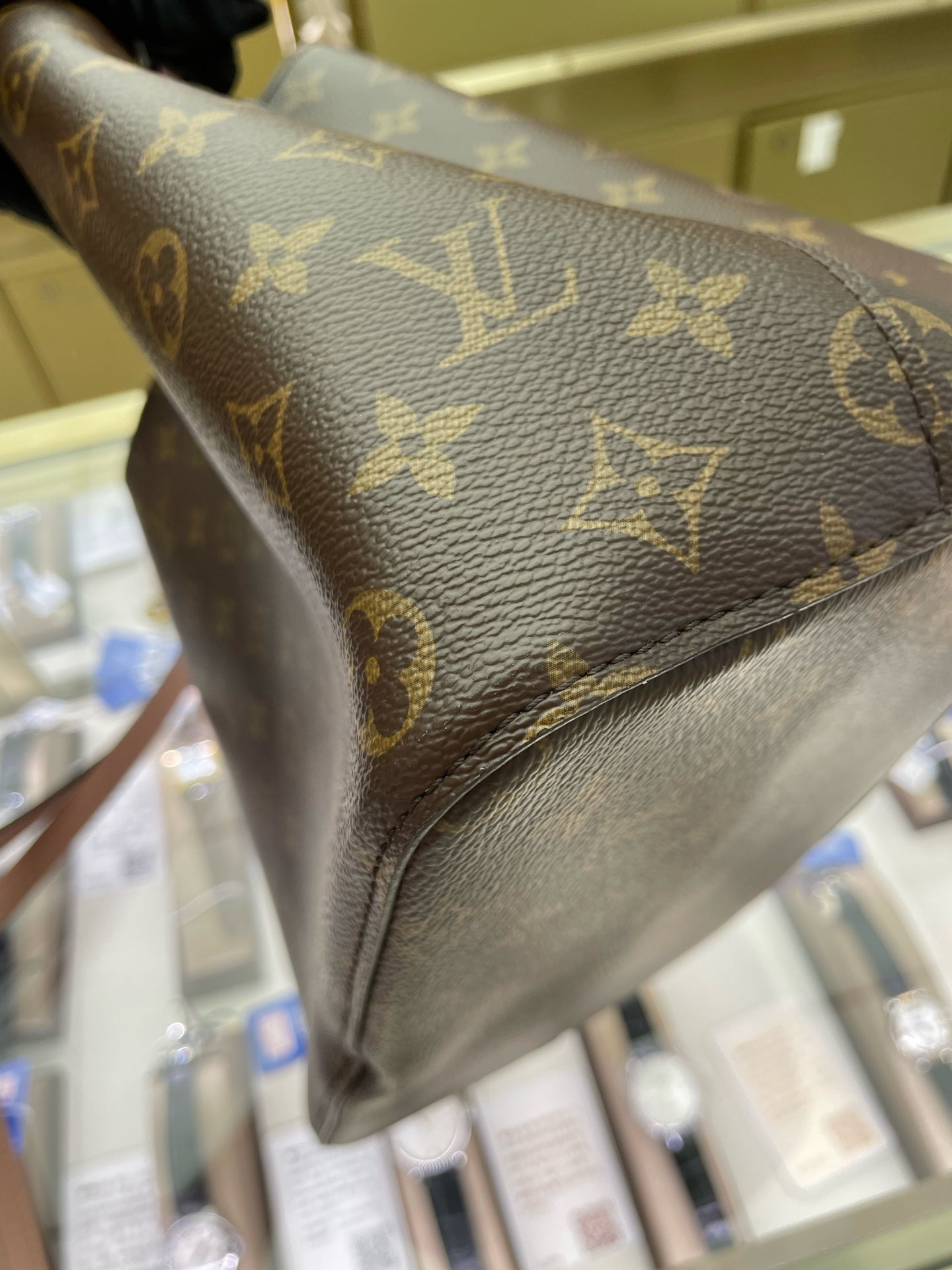 Louis Vuitton - Noe - Leather - Pink - (small)