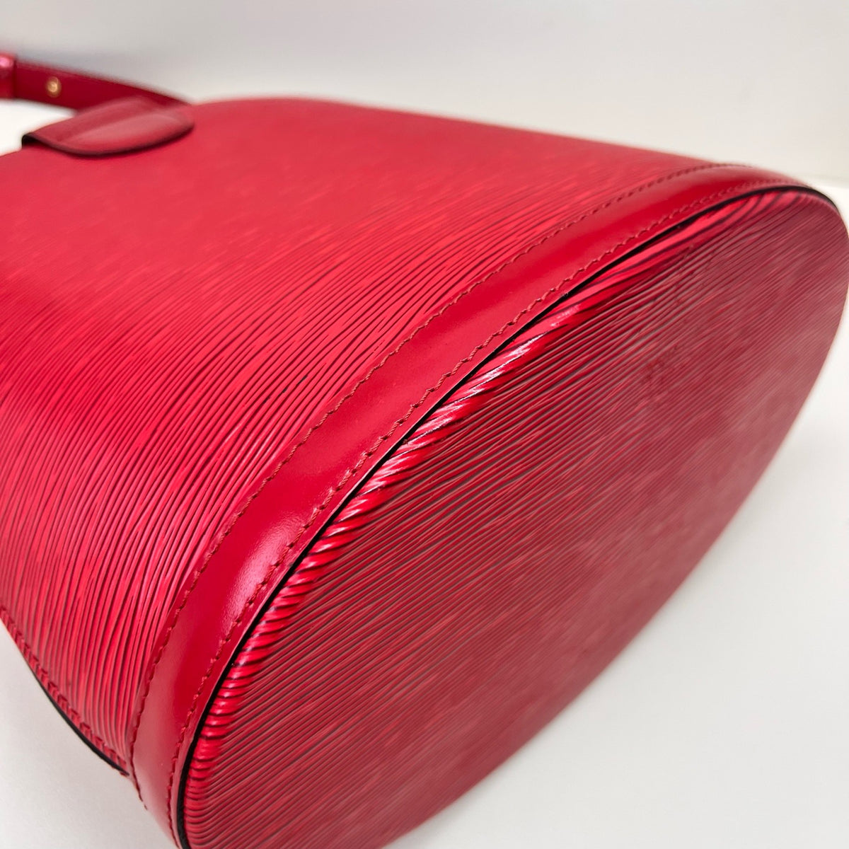 Louis Vuitton - Noe - Leather - Red - (large)