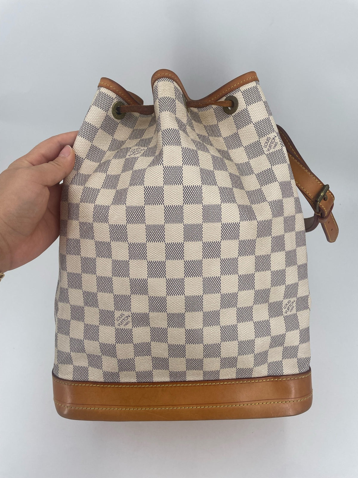 Louis Vuitton - Noe - Leather - White - (large)