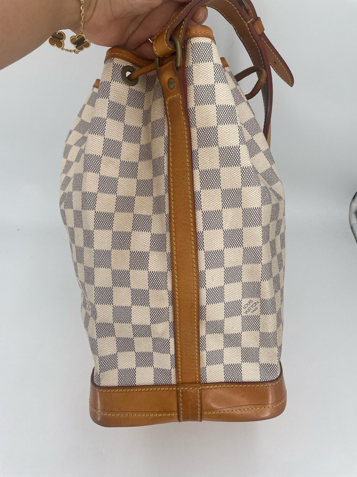 Louis Vuitton - Noe - Leather - White - (large)