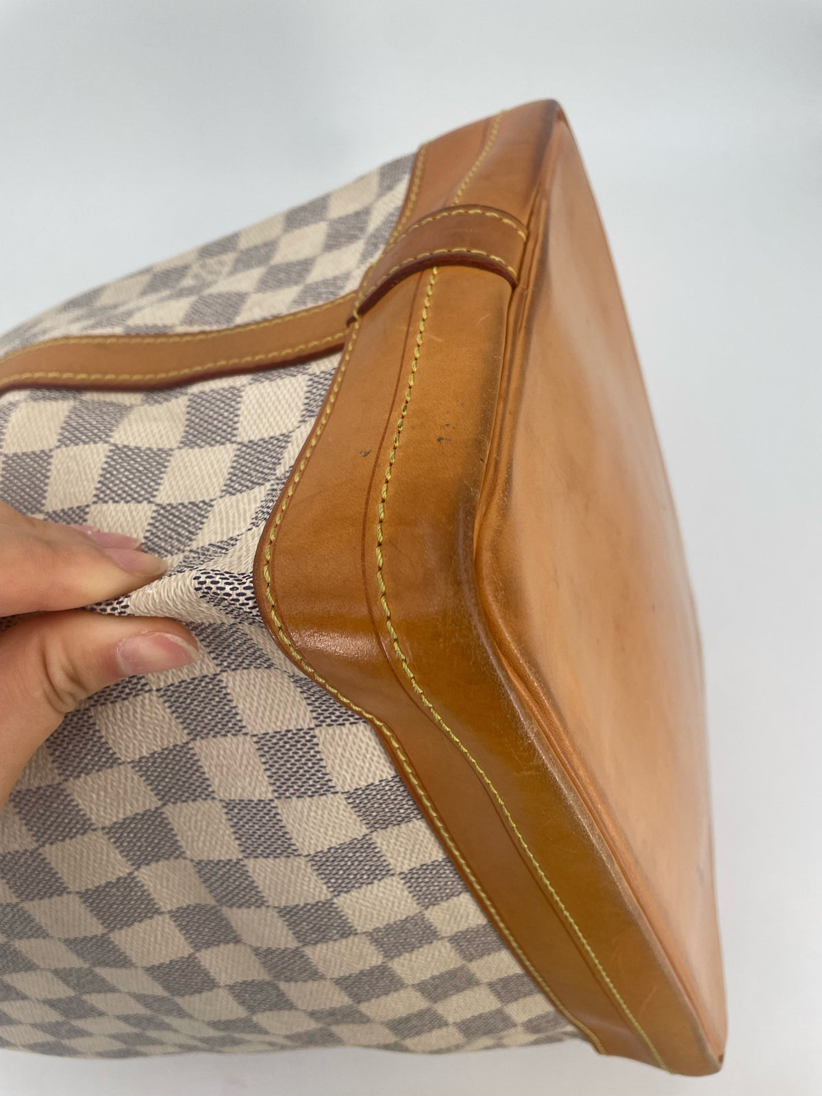 Louis Vuitton - Noe - Leather - White - (large)