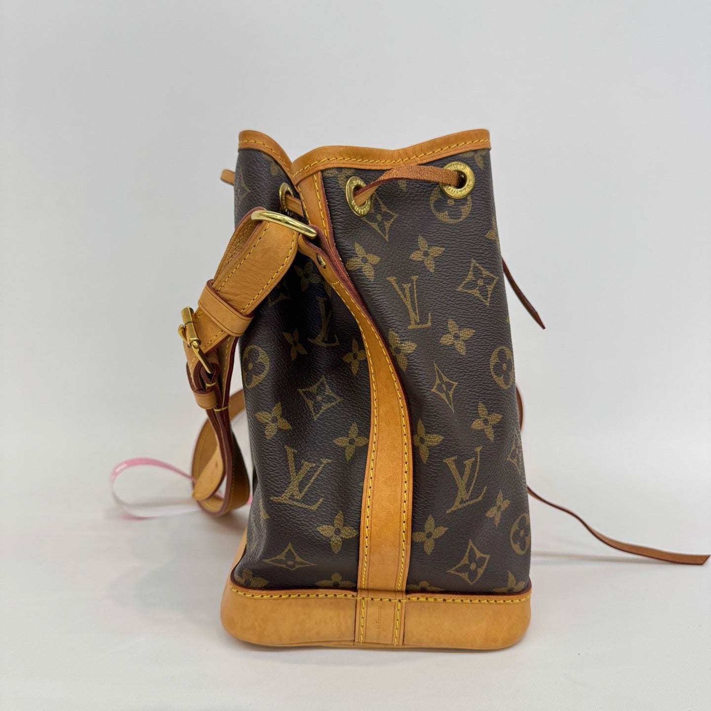 Louis Vuitton - Noe - Monogram canvas with Vachetta leather trim - Brown - (Medium)