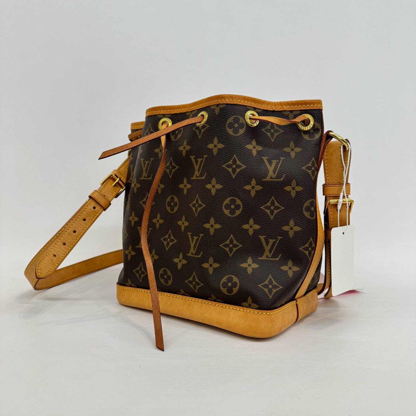 Louis Vuitton - Noe - Monogram canvas with Vachetta leather trim - Brown - (Medium)
