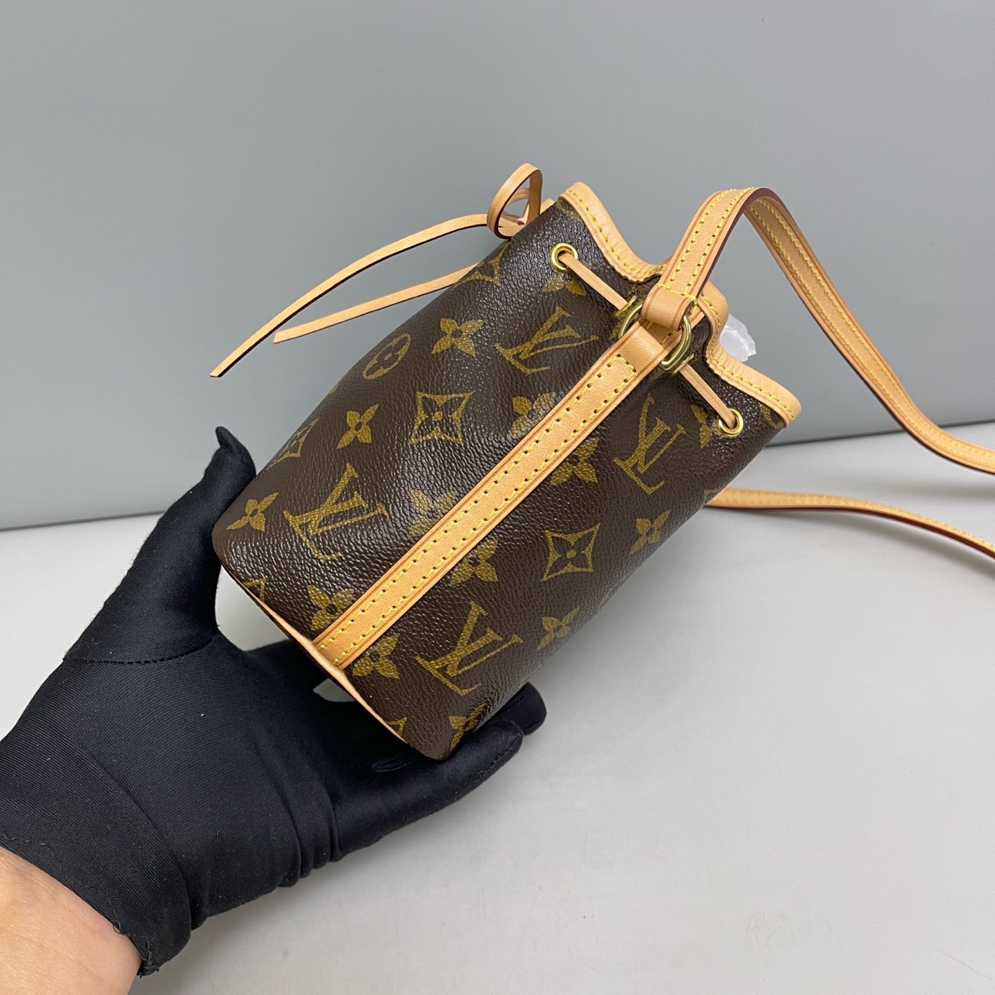 Louis Vuitton - Noe Nano - Leather - Brown - (mini)
