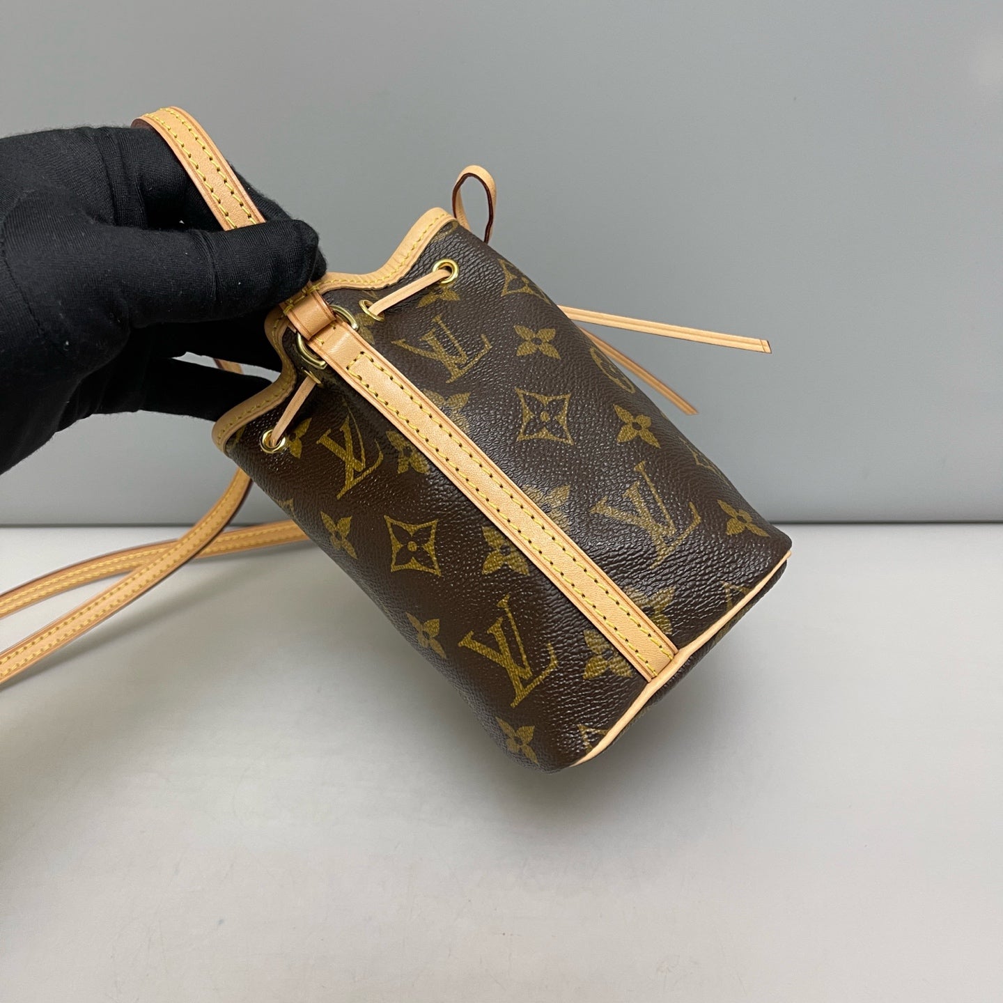 Louis Vuitton - Noe Nano - Leather - Brown - (mini)