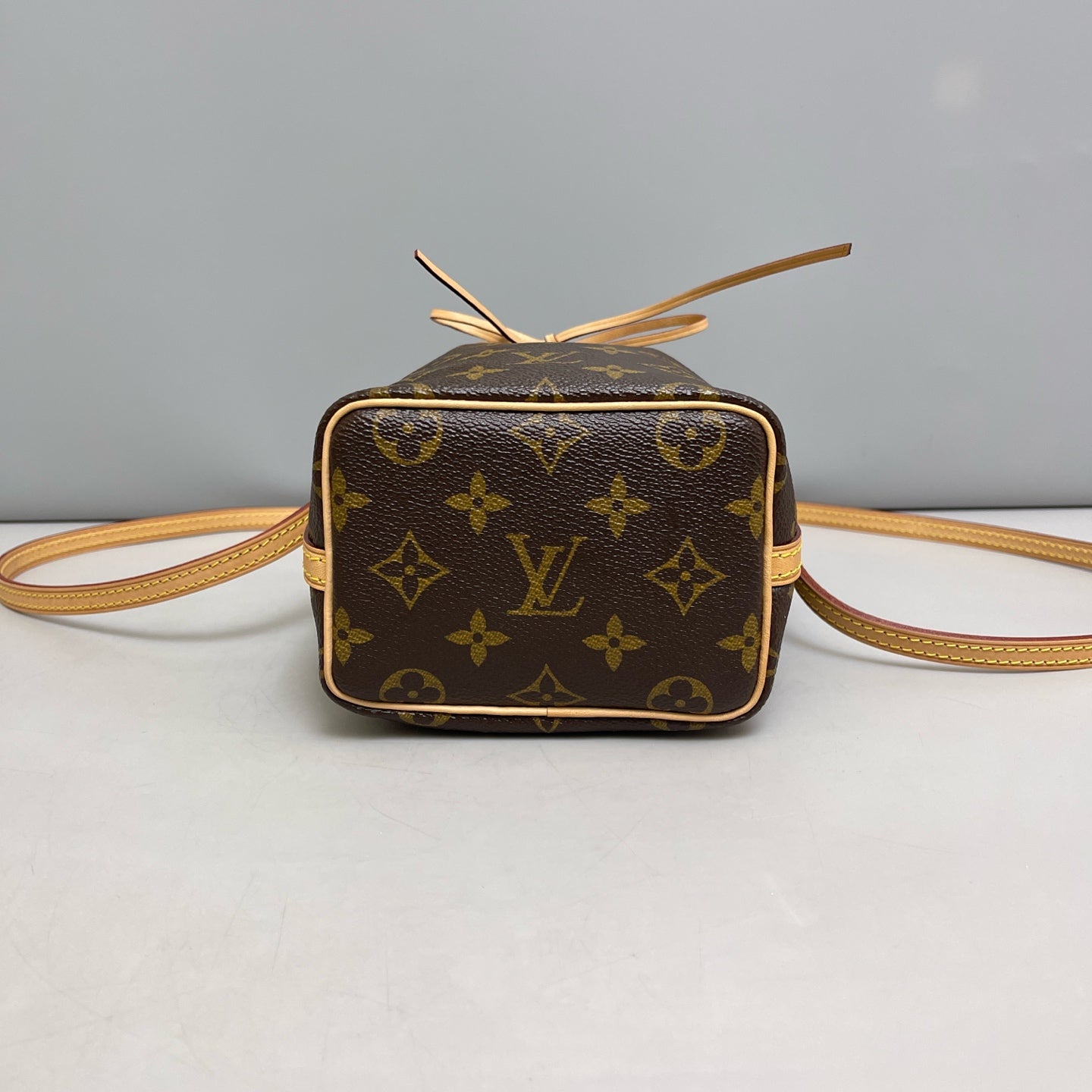 Louis Vuitton - Noe Nano - Leather - Brown - (mini)