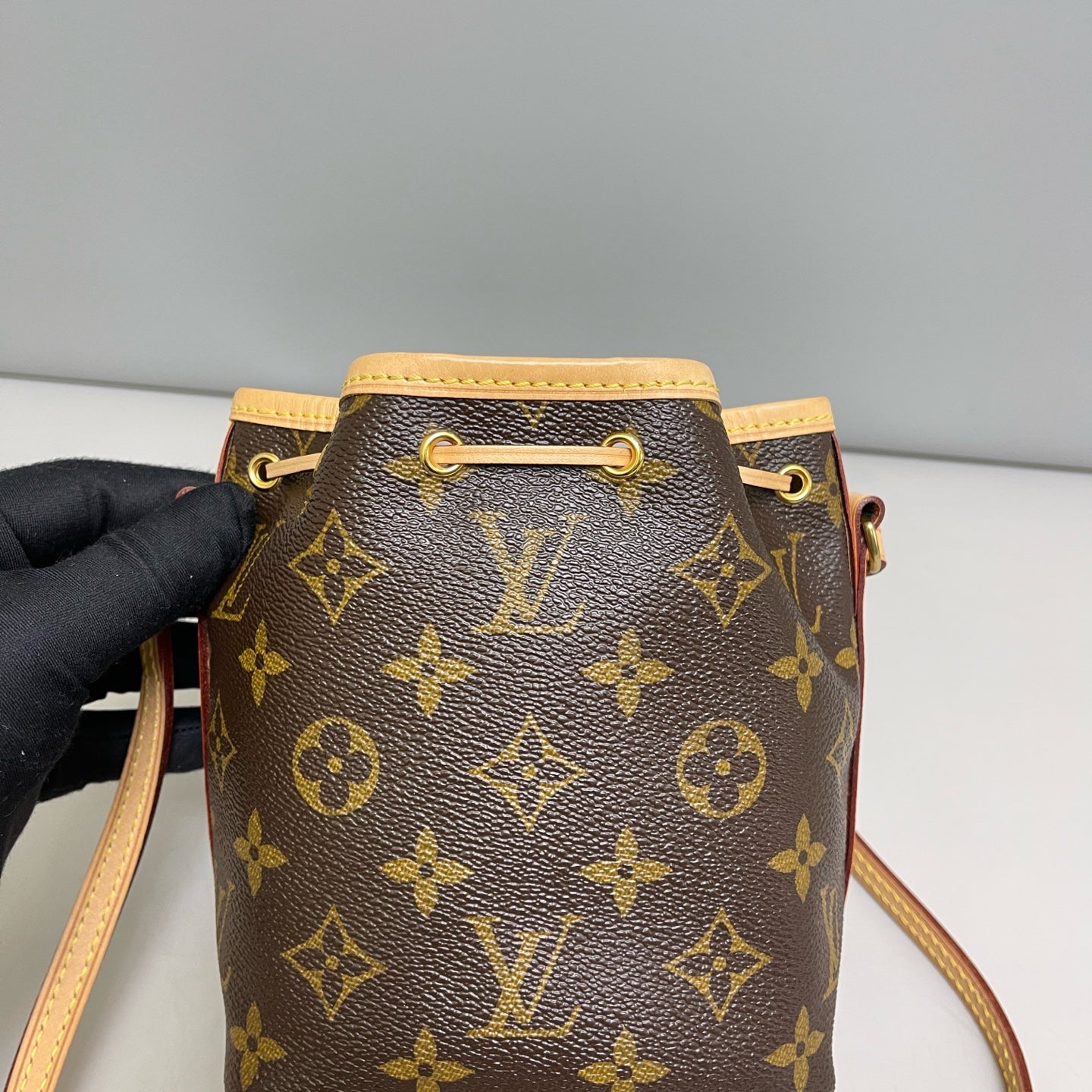 Louis Vuitton - Noe Nano - Leather - Brown - (mini)
