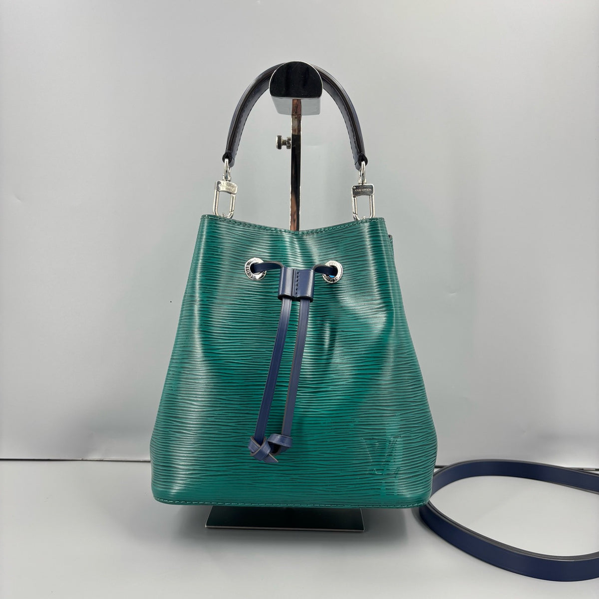 Louis Vuitton - Noe Small - Leather - Green - (small)