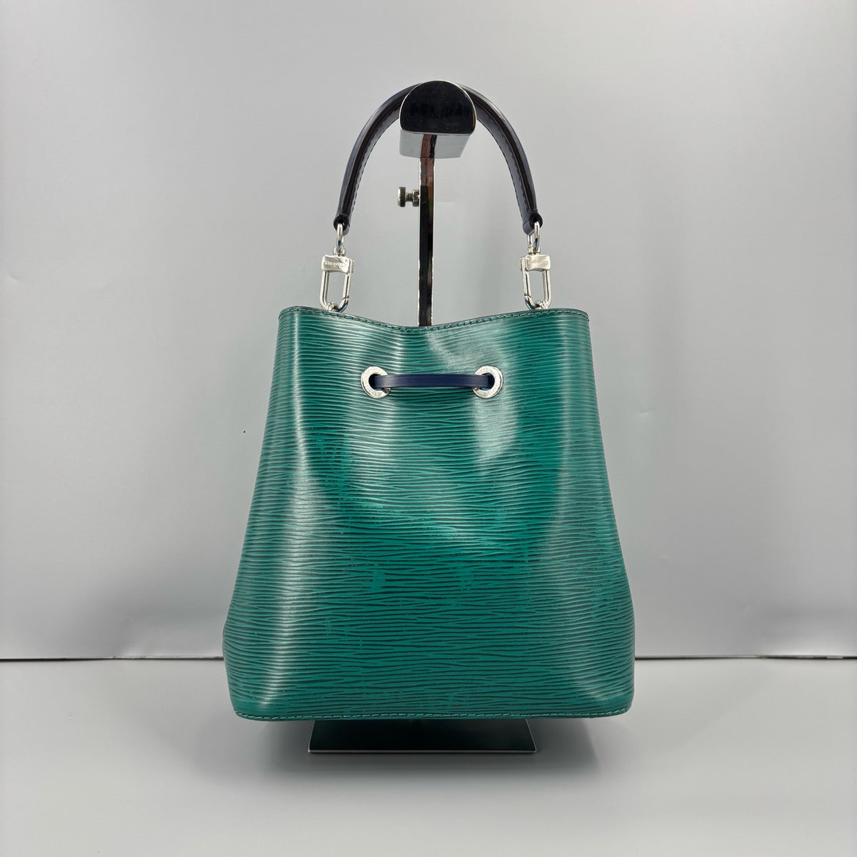 Louis Vuitton - Noe Small - Leather - Green - (small)