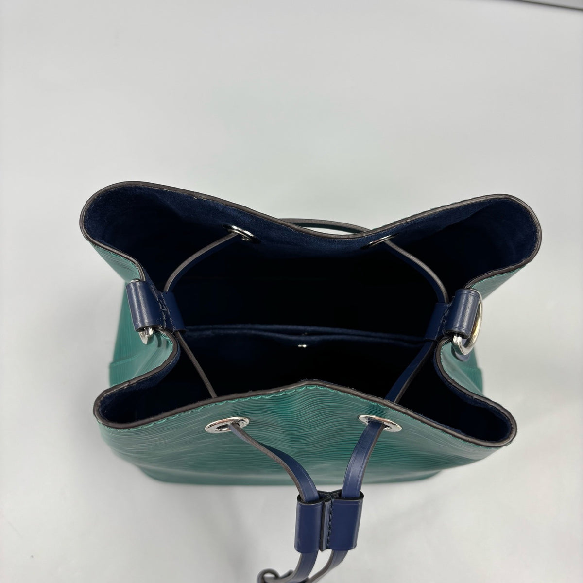 Louis Vuitton - Noe Small - Leather - Green - (small)