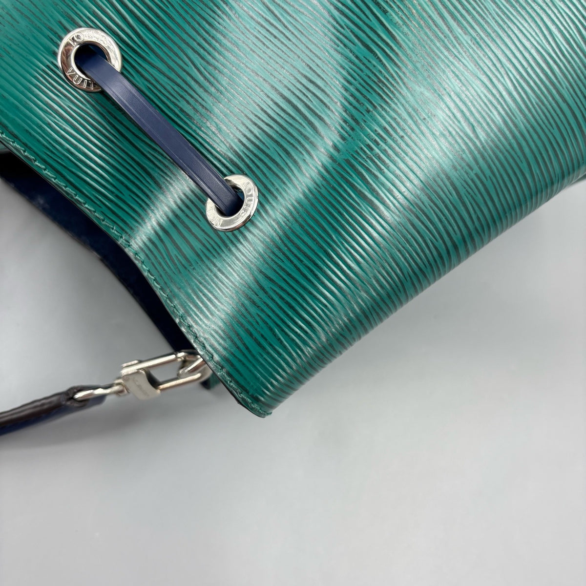 Louis Vuitton - Noe Small - Leather - Green - (small)