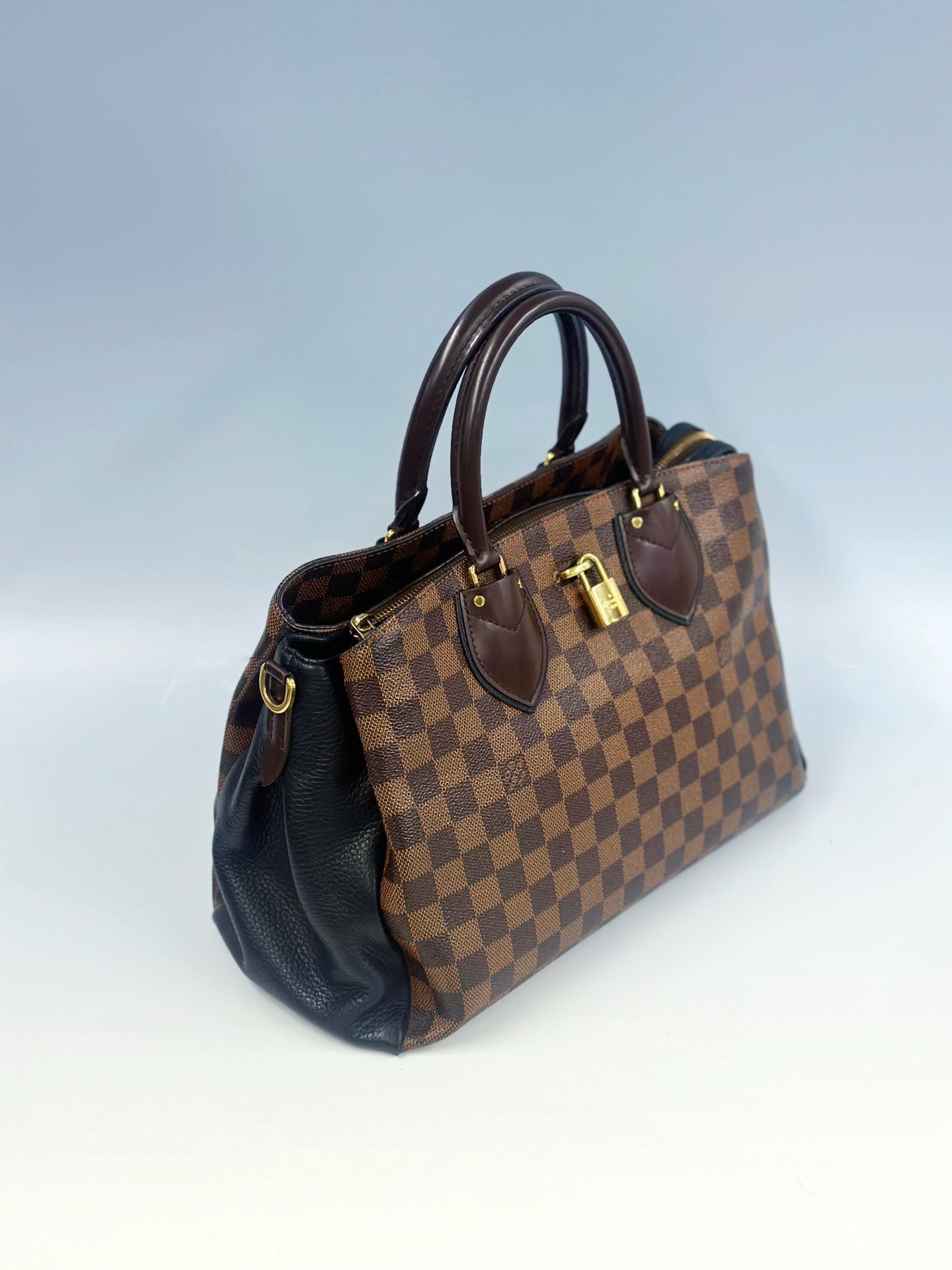 Louis Vuitton - Normandy - Leather - Brown - (medium)