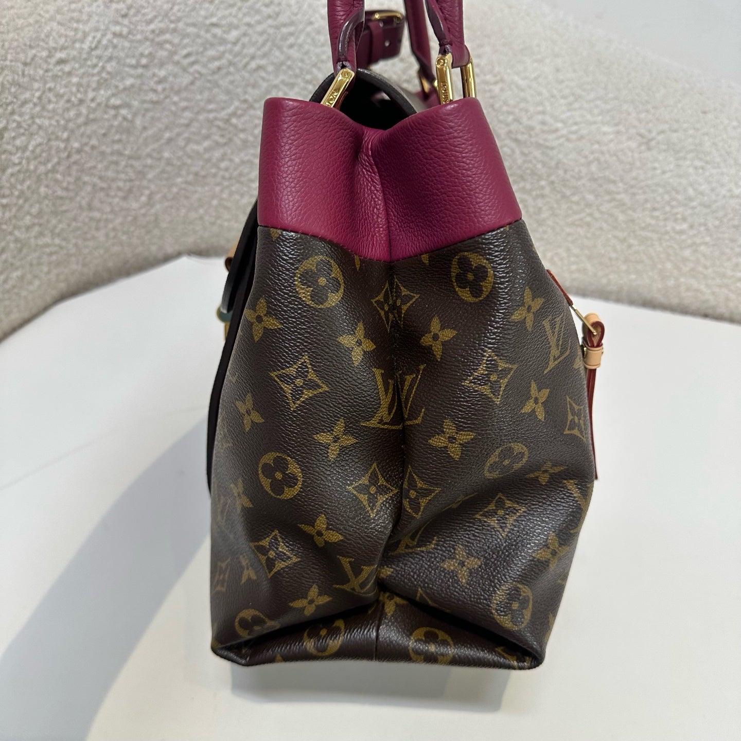 Louis Vuitton - Olympe - Leather - Brown - (medium)
