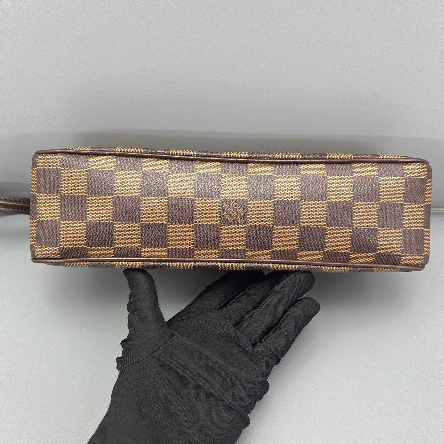 Louis Vuitton - Omotesando Flap Bag - Damier Ebène coated canvas with leather trim and suede interior - Brown with Orange Interior - (small)