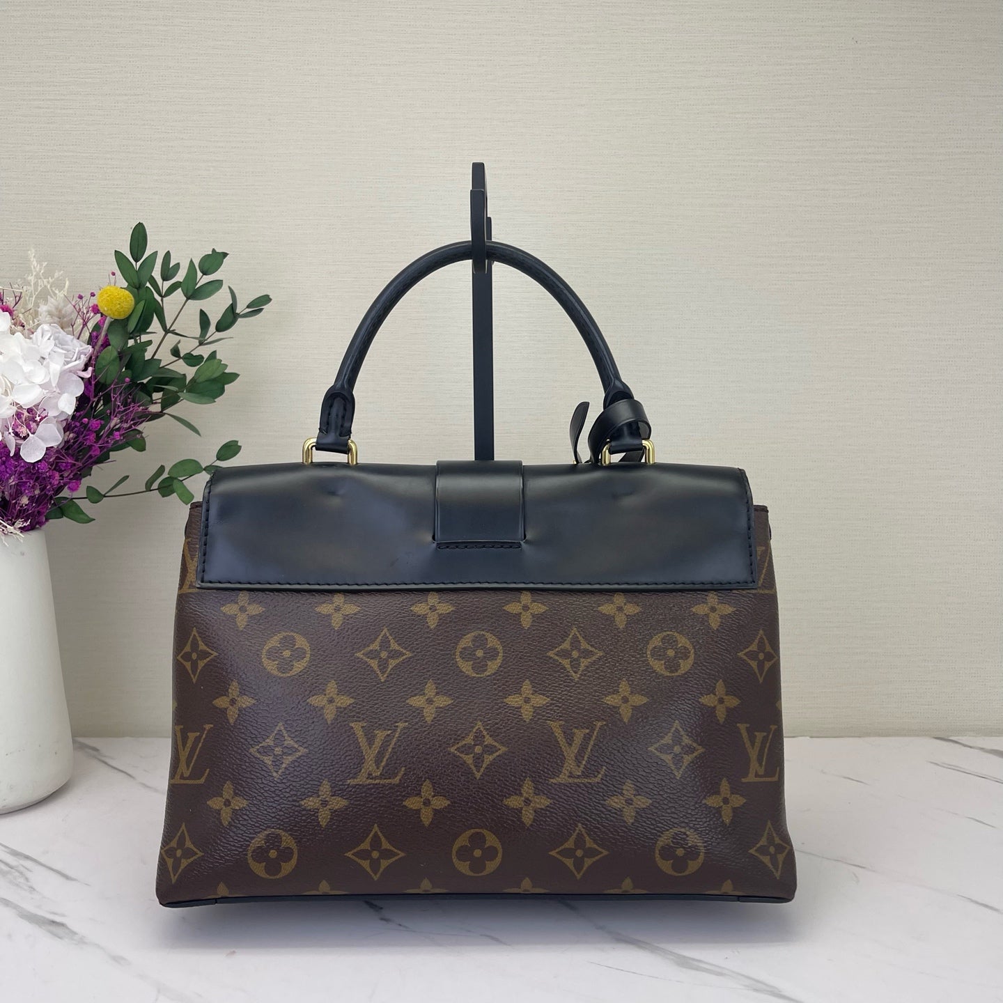 Louis Vuitton - One Handle - Leather - Black - (medium)