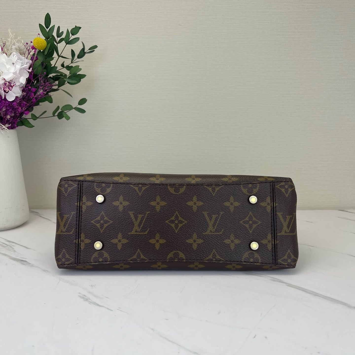 Louis Vuitton - One Handle - Leather - Black - (medium)