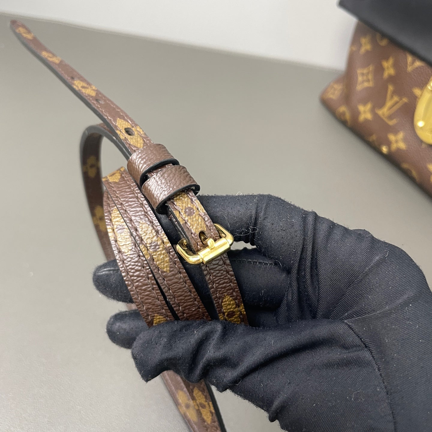 Louis Vuitton - One Handle - Leather - Multicolour - (medium)